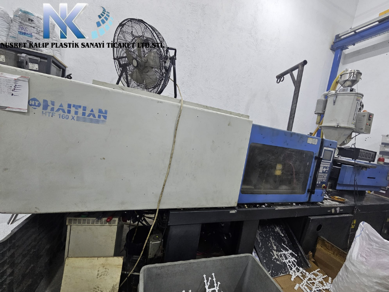 Plastik Enjeksiyon Makinası – Haitian 160 TON